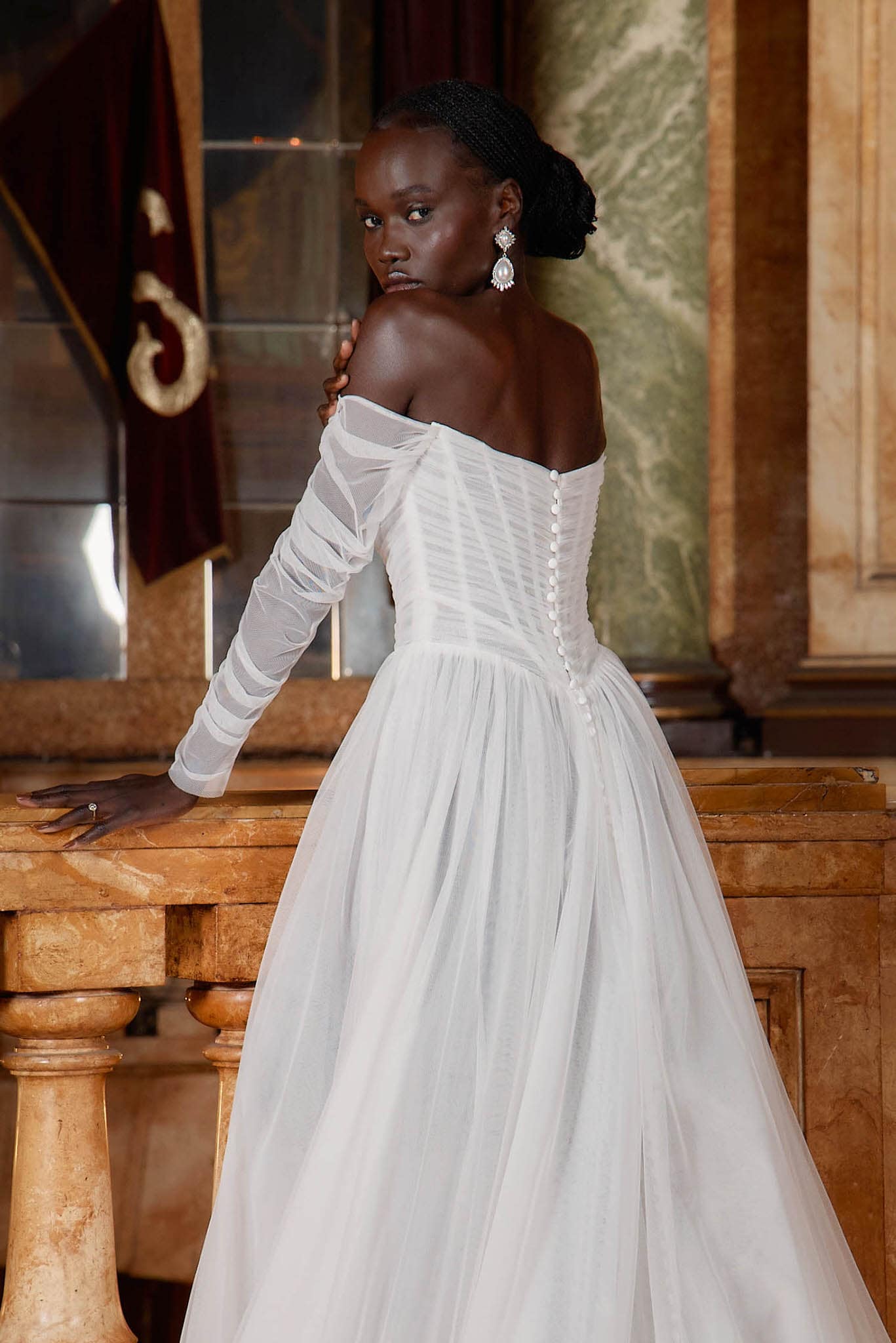 SUVI_EY647_3 Evie Young Suvi