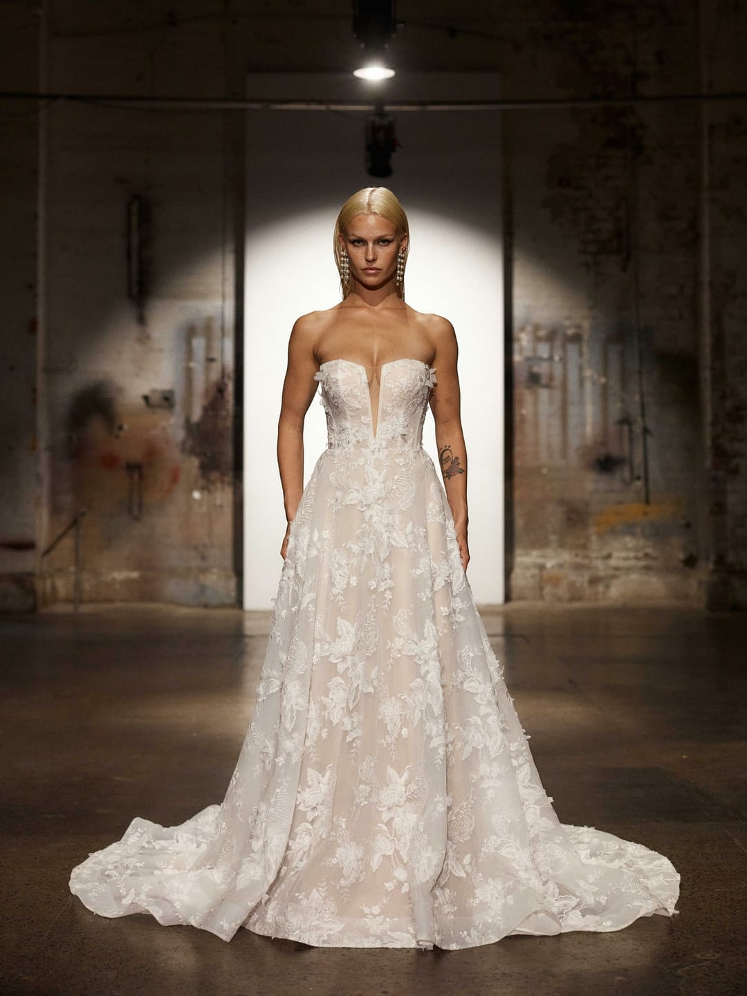 MONTANA_EY583_5-1875x2500 Evie Young Montana