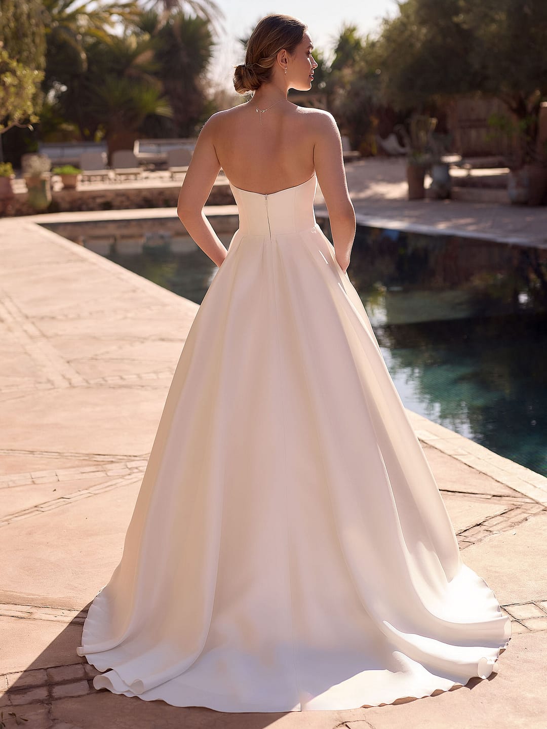 Bianco-Evento-bridal-dress-Daria-(2) Bianco Evento Daria Hochzeitskleid