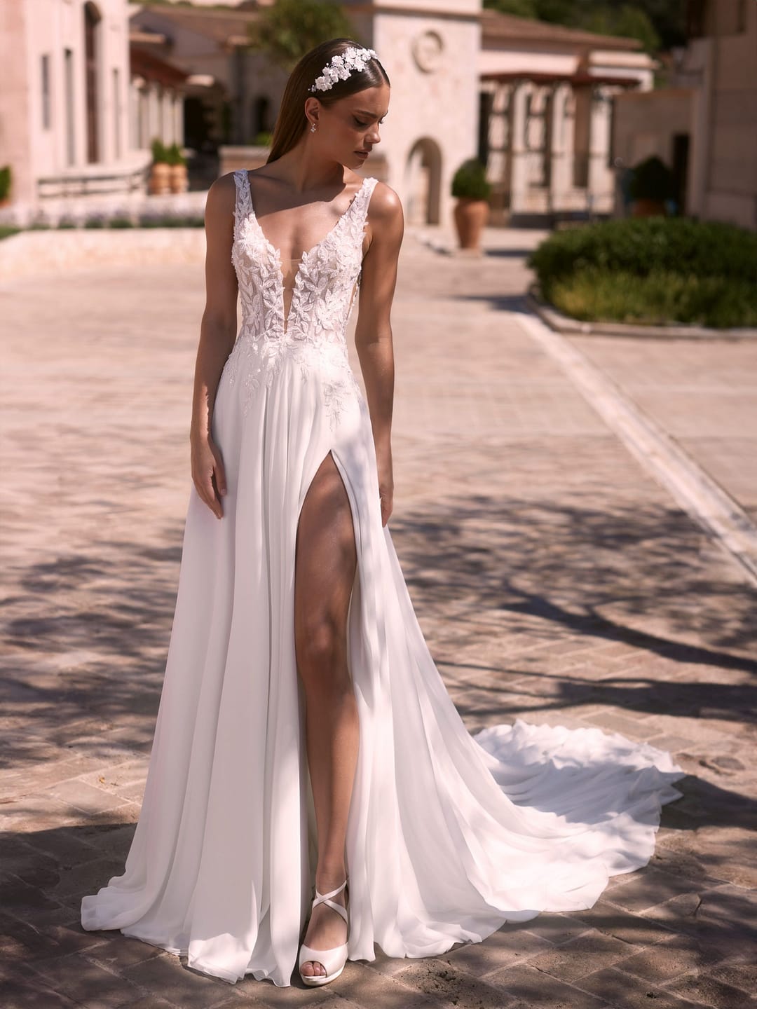 bianco-evento-limited-dress-milon-_2_ Bianco Evento Milon Hochzeitskleid