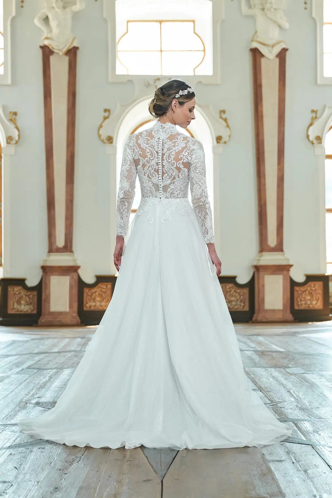 BridonistaBridalH24-11_LQ_4 Bridonista V24-11