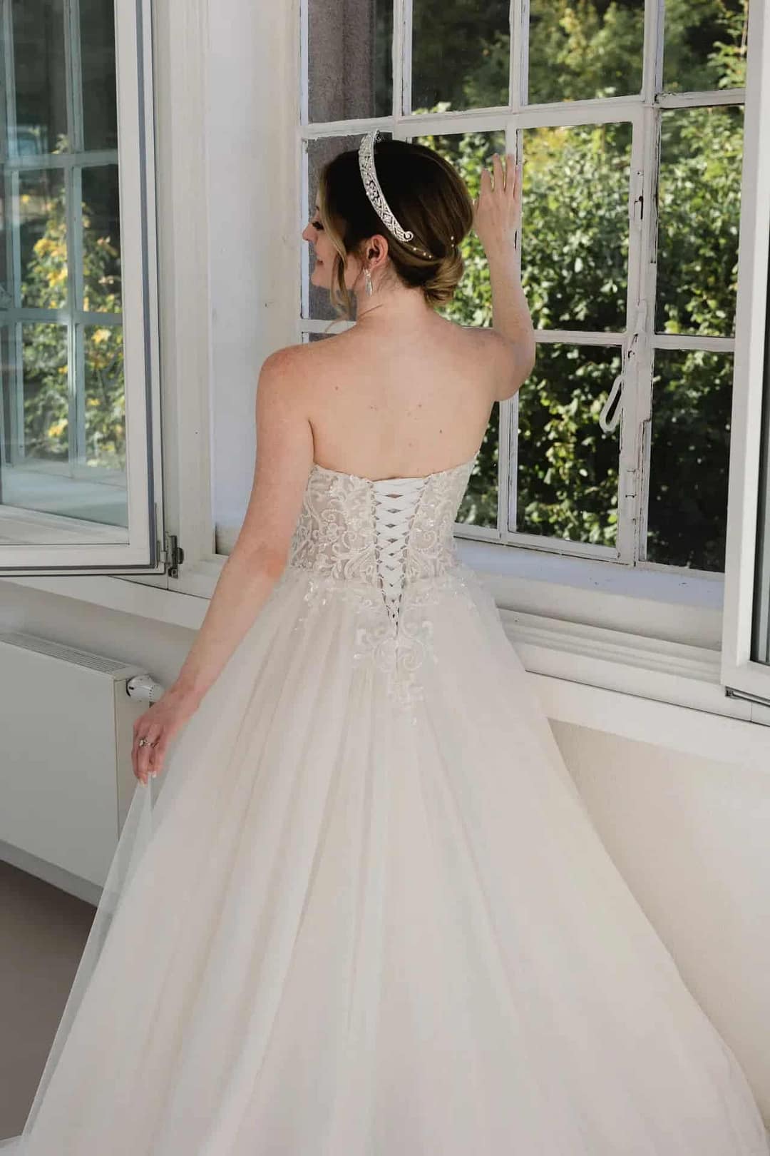 BridonistaWeddingDressC23-08_HQ_16 C23-08(LU) - Bridonista