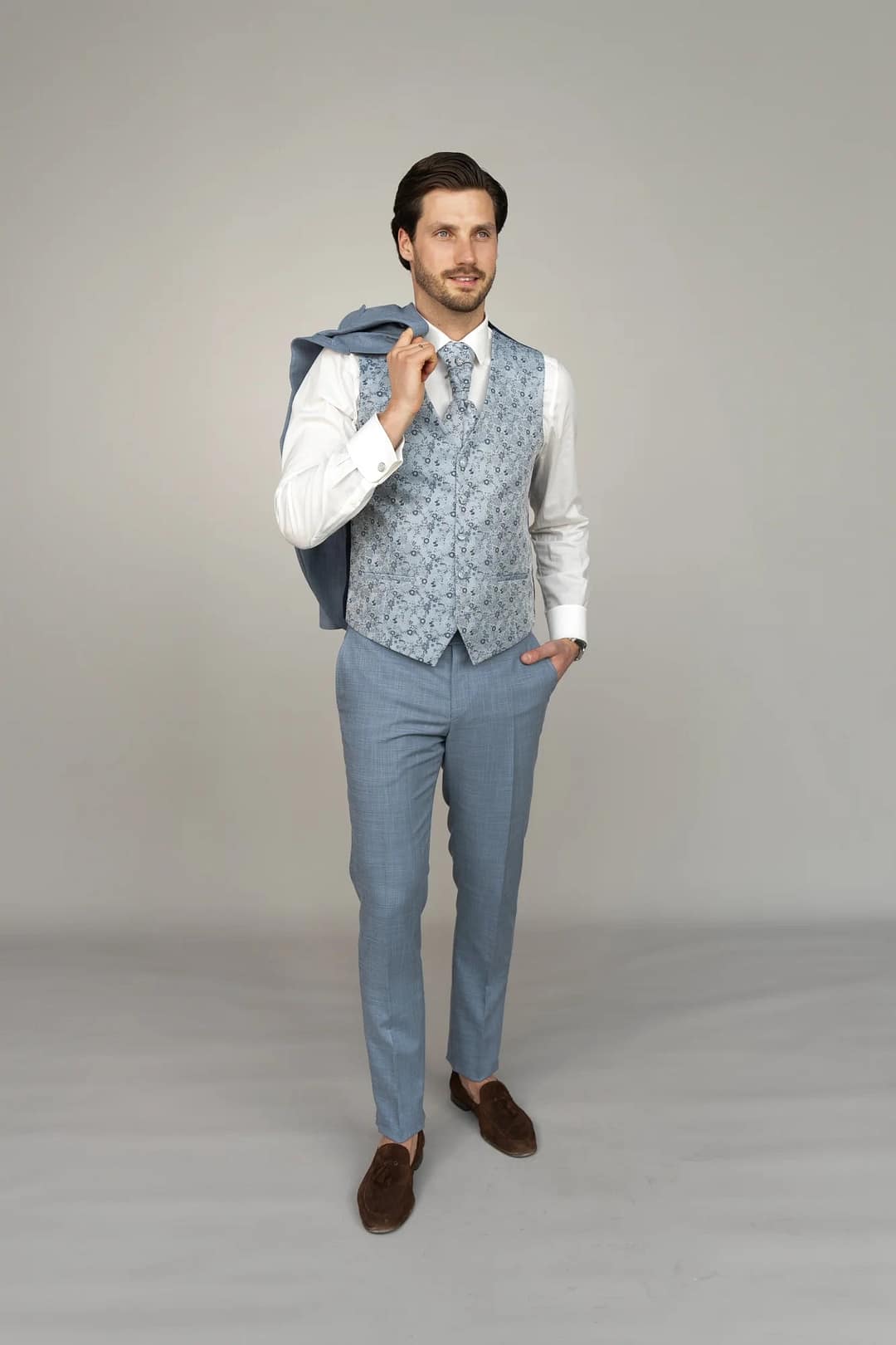 MasculiniM_299_005_HQ_10 Masculini 299-05