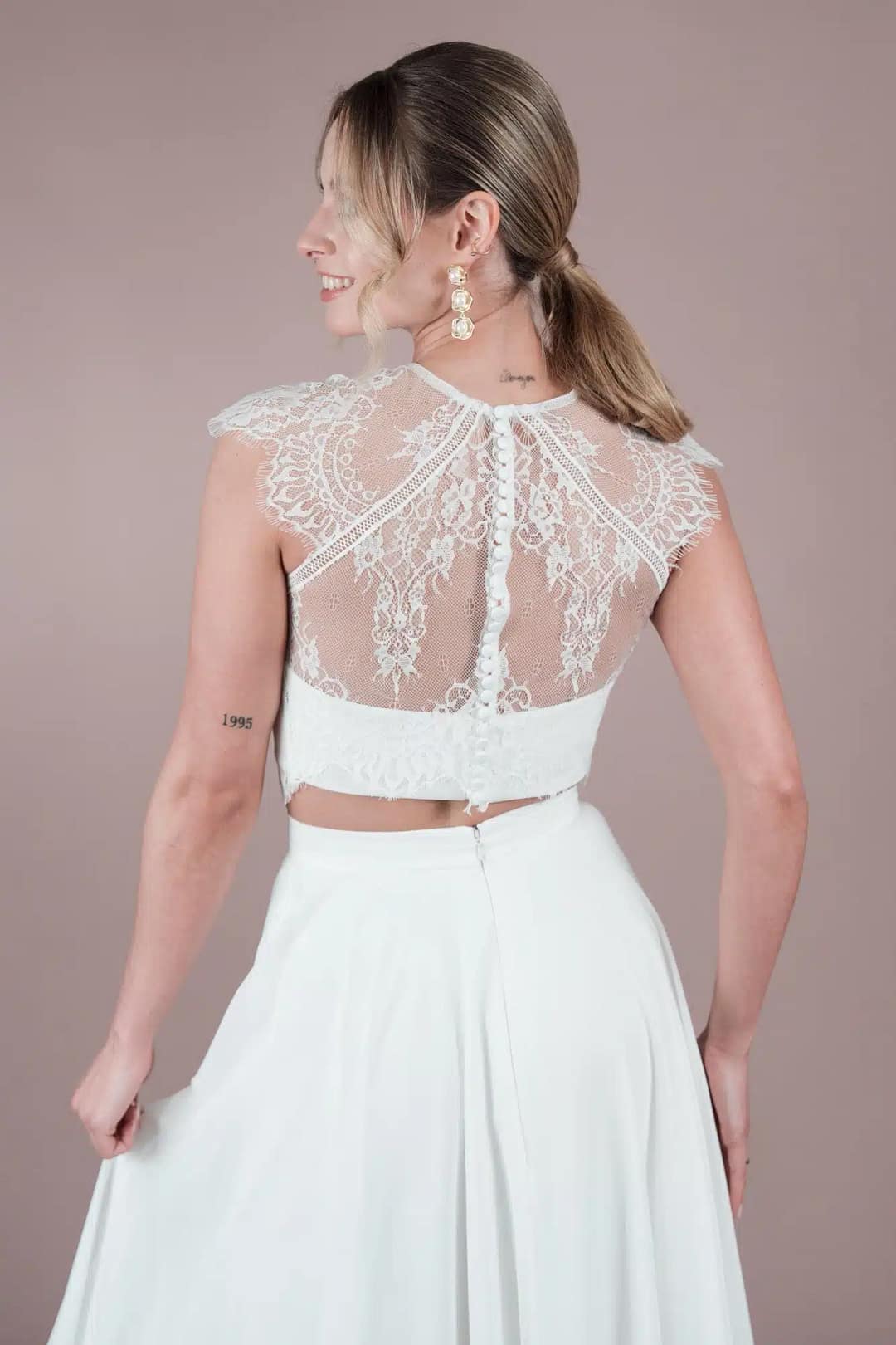 R2L25-T03 Top R2L25-T03 Top