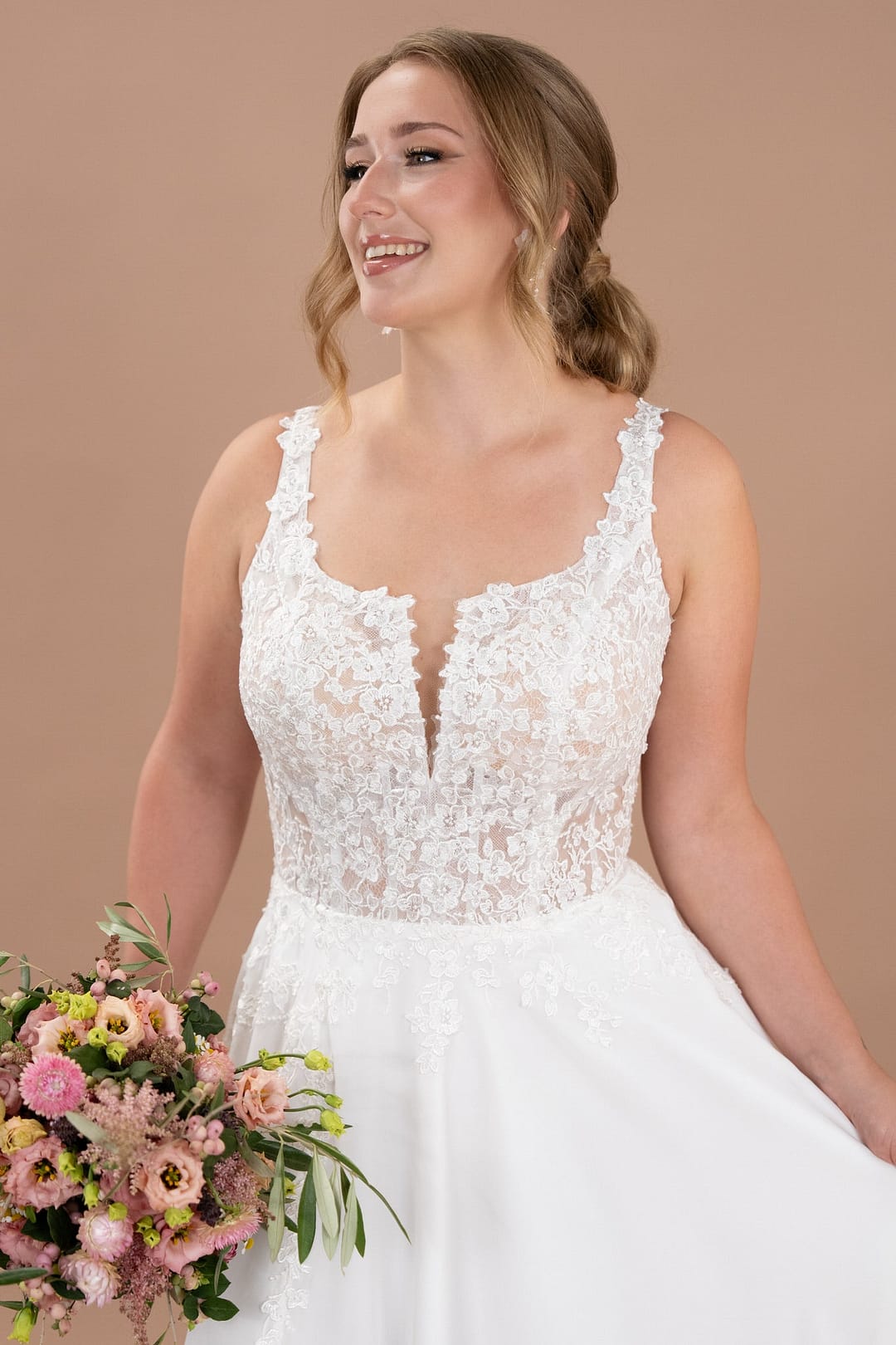 V25-02_HQ_4 Bridonista V25-02