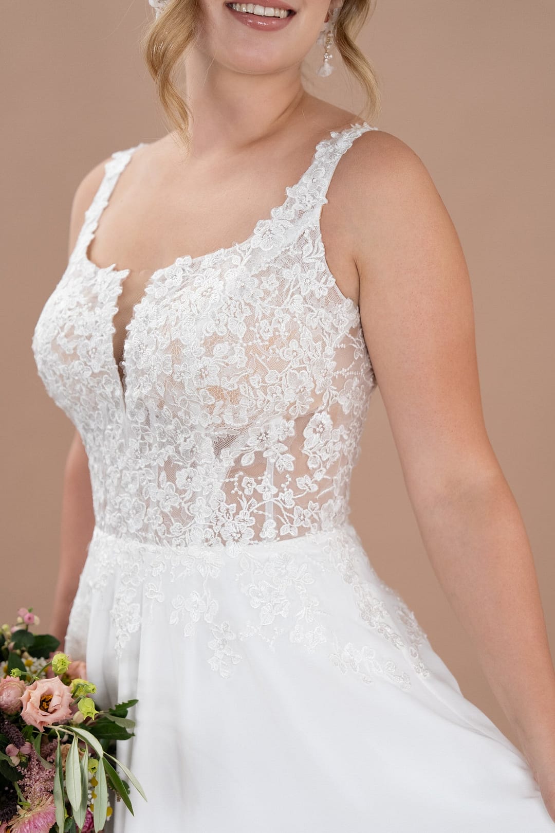 V25-02_HQ_6 Bridonista V25-02