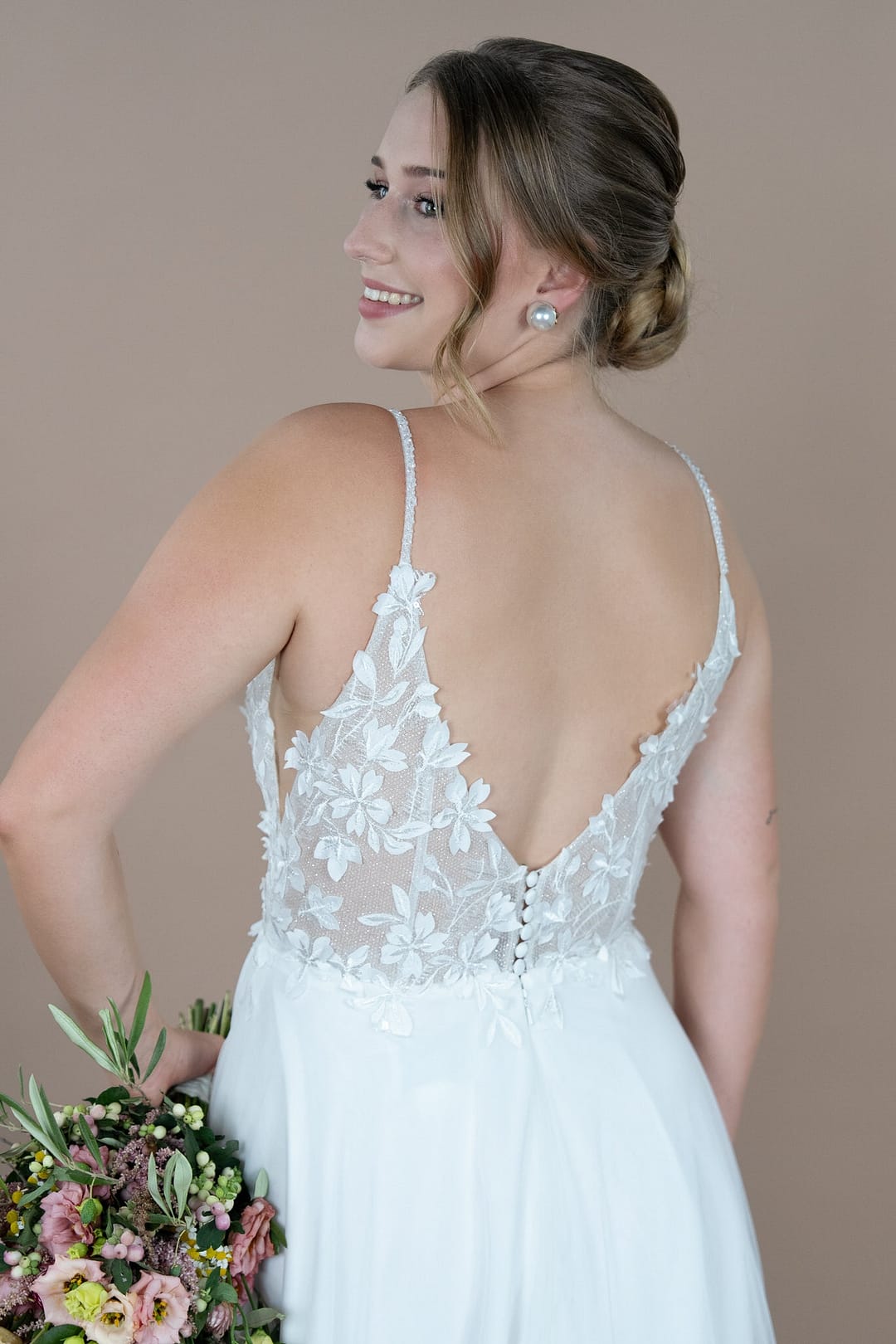 V25-14_HQ_7 Bridonista V25-14