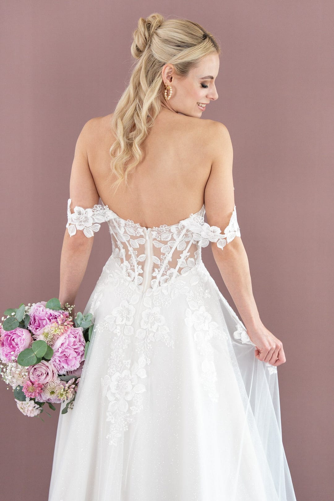 V26-A21_Web_5 Bridonista V26-A21