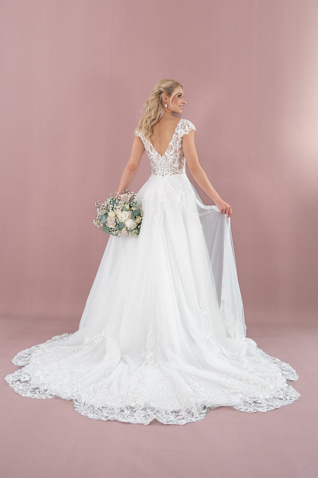 V26-B06_Web_4 Bridonista V26-B06