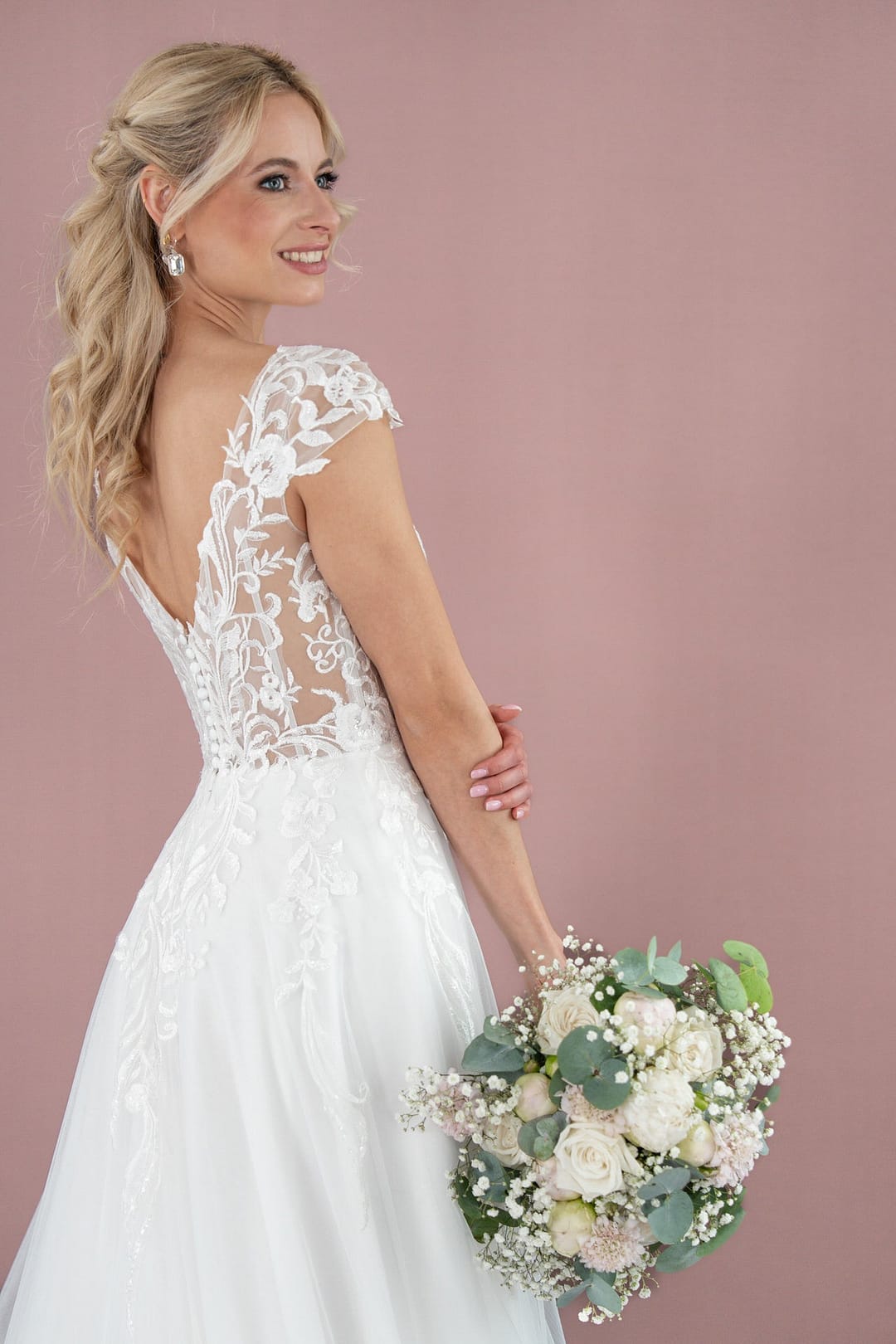 V26-B06_Web_7 Bridonista V26-B06