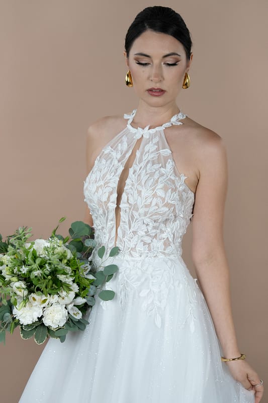 Neckholder Ausschnitt Brautkleider