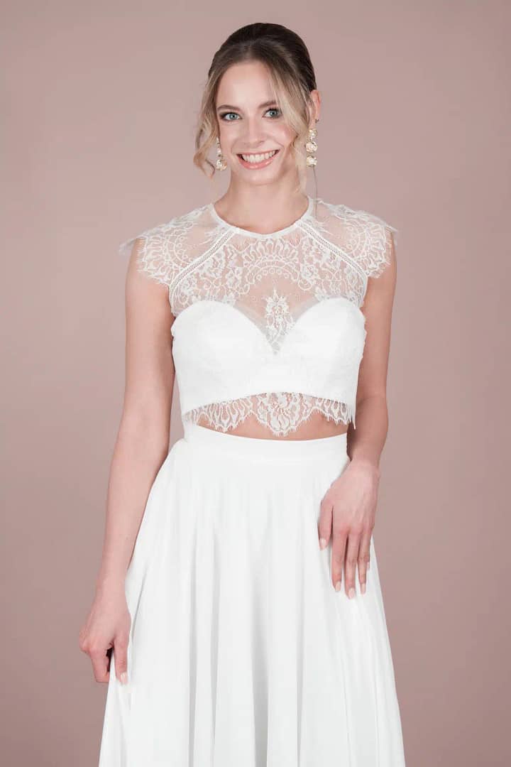R2L25-T03 Top 