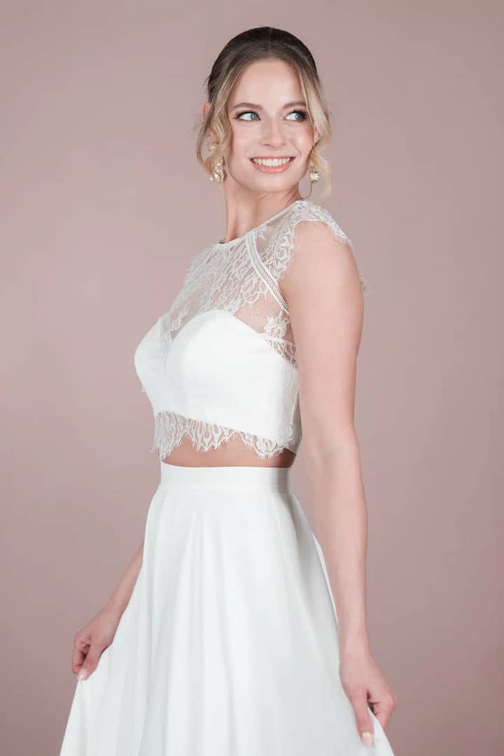R2L25-T03 Top 