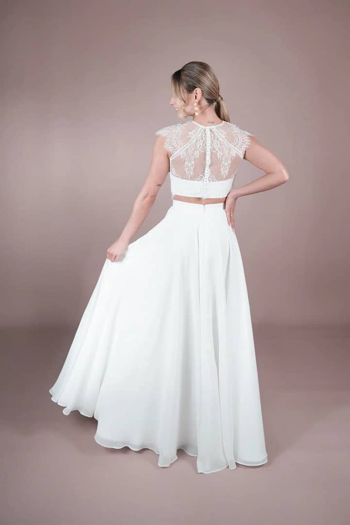 R2L25-T03 Top 