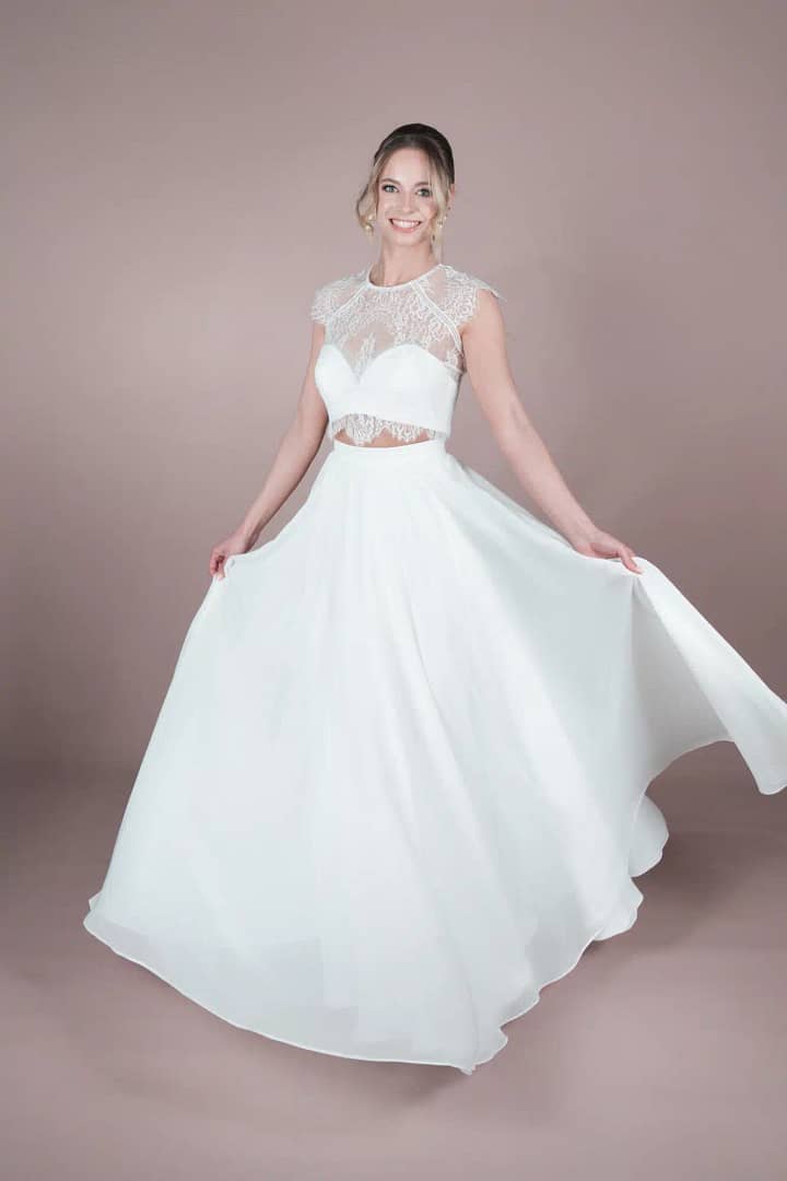 R2L25-T03 Top 