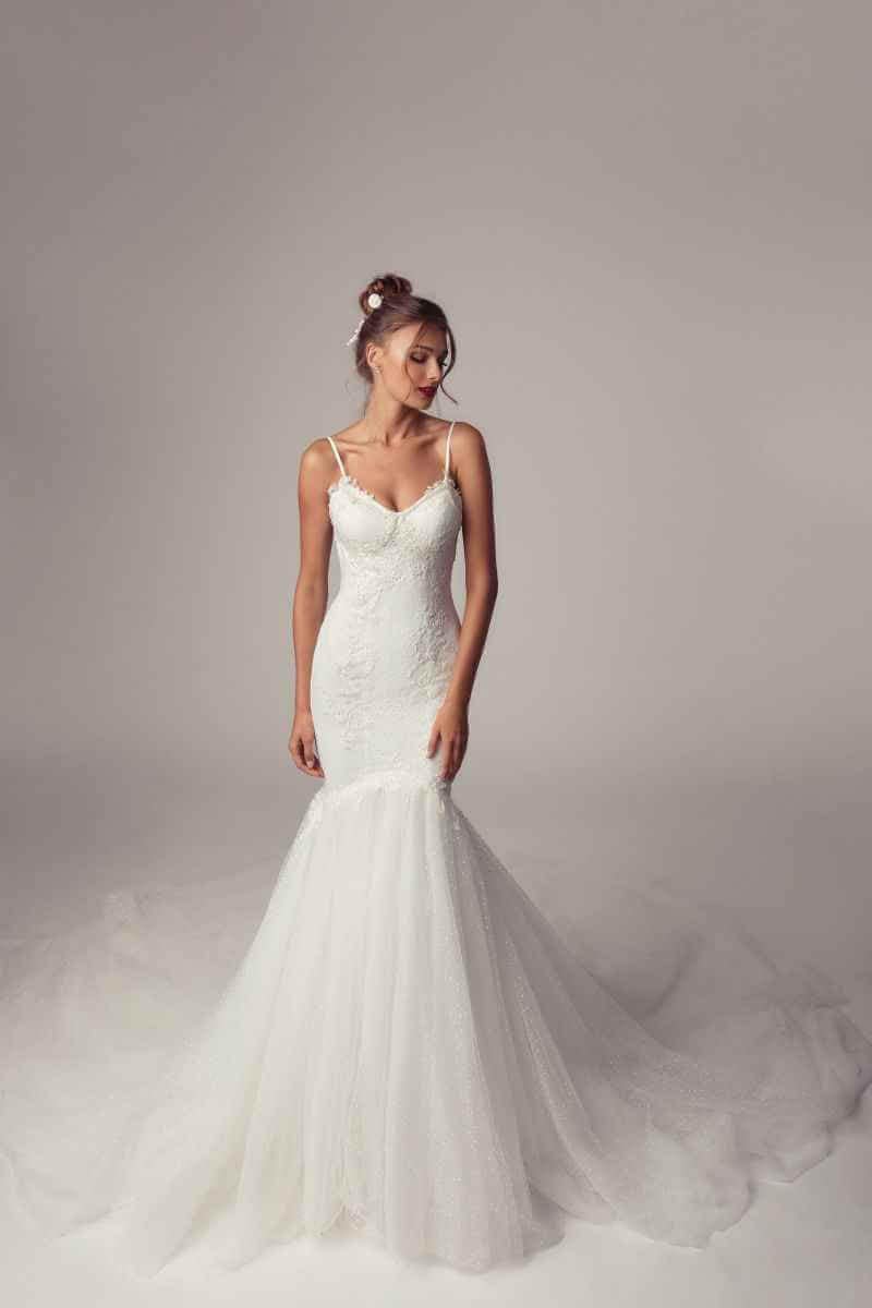 Julie Vino Brautkleid