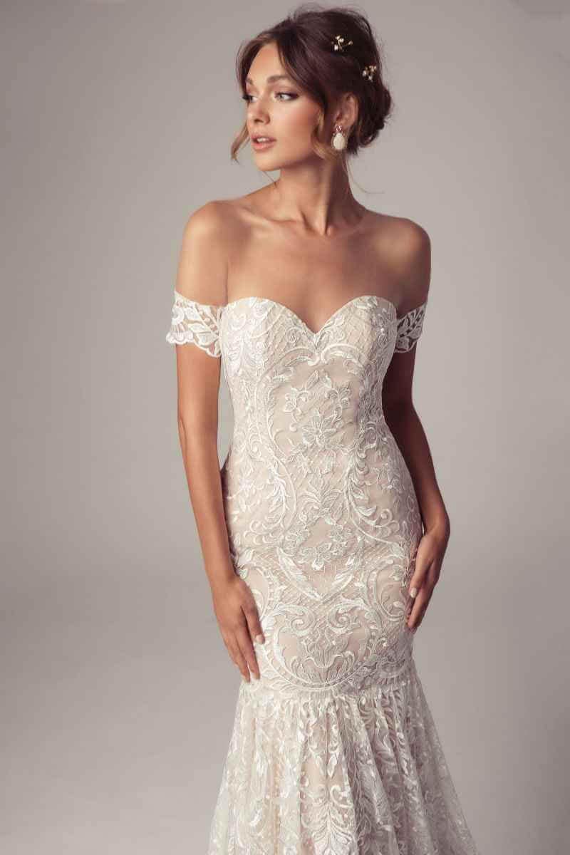 Julie Vino Brautkleid