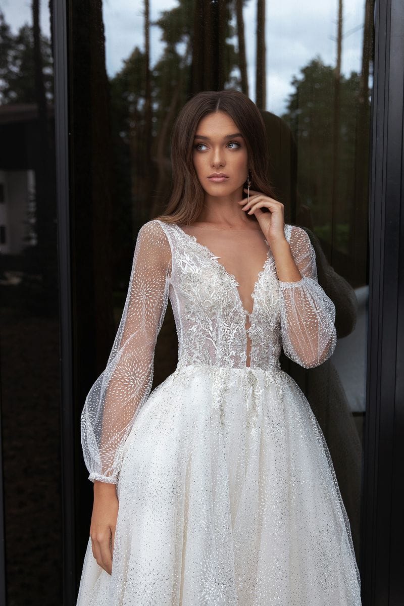 Aria Jaya Brautkleider Hochzeitskleid Oliver Martino-2 Aria Jaya Brautkleider Hochzeitskleid Oliver Martino