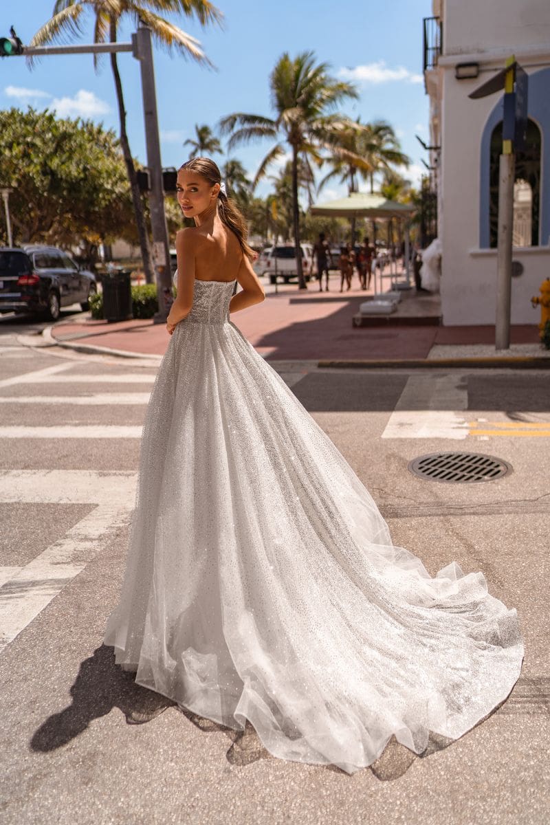 Oliver Martino Carmina Brautkleid Hochzeitskleid Aria Bride-2 Oliver Martino Carmina Brautkleid Hochzeitskleid Aria Bride