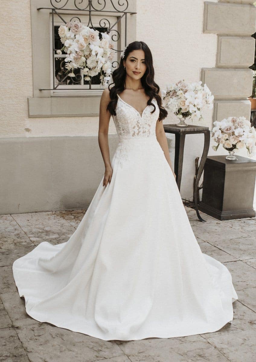 Bridentity Gentleness Brautkleid by White One-3 Bridentity Gentleness Brautkleid